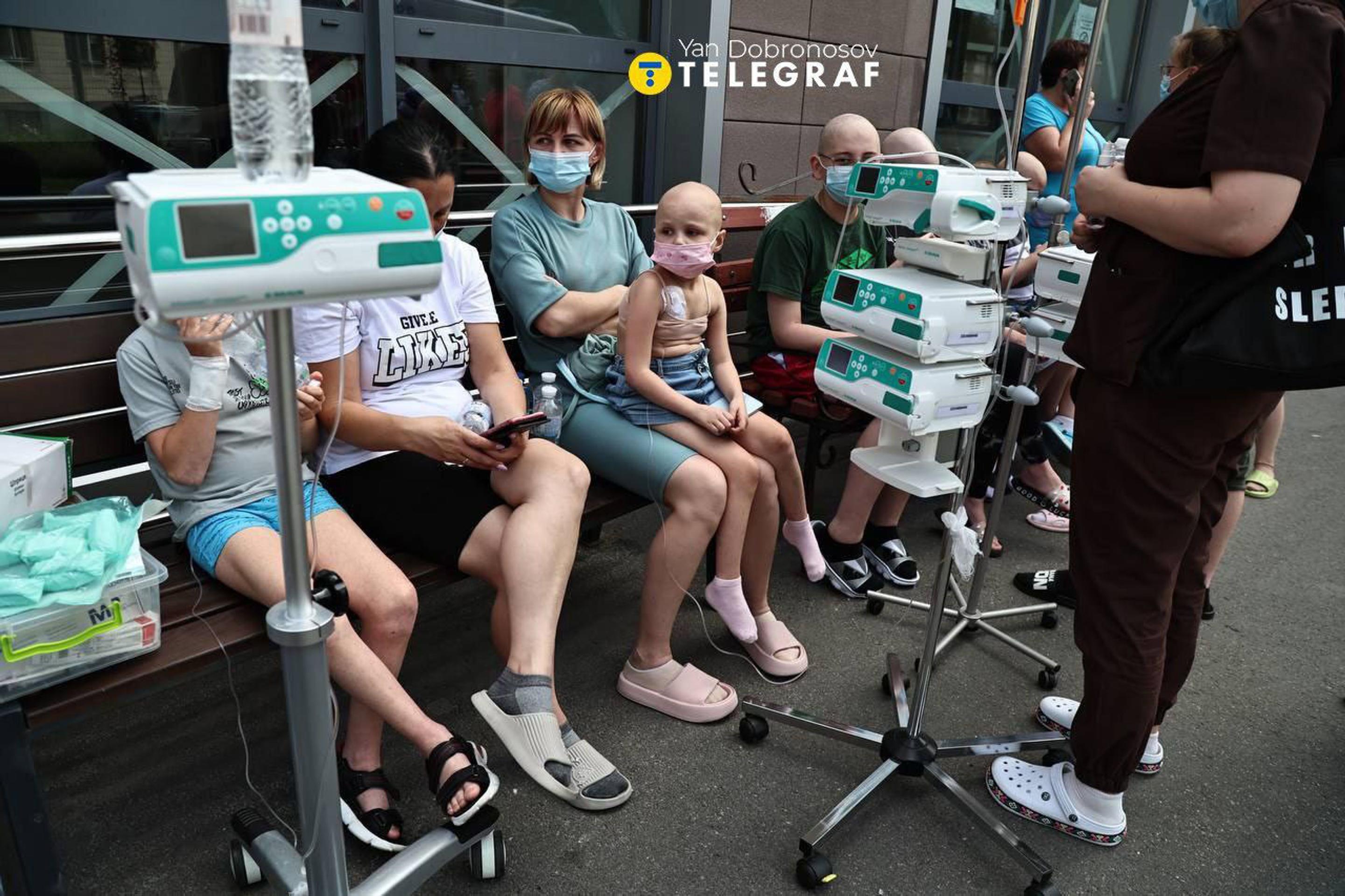 Detskí pacienti po útoku na nemocnicu