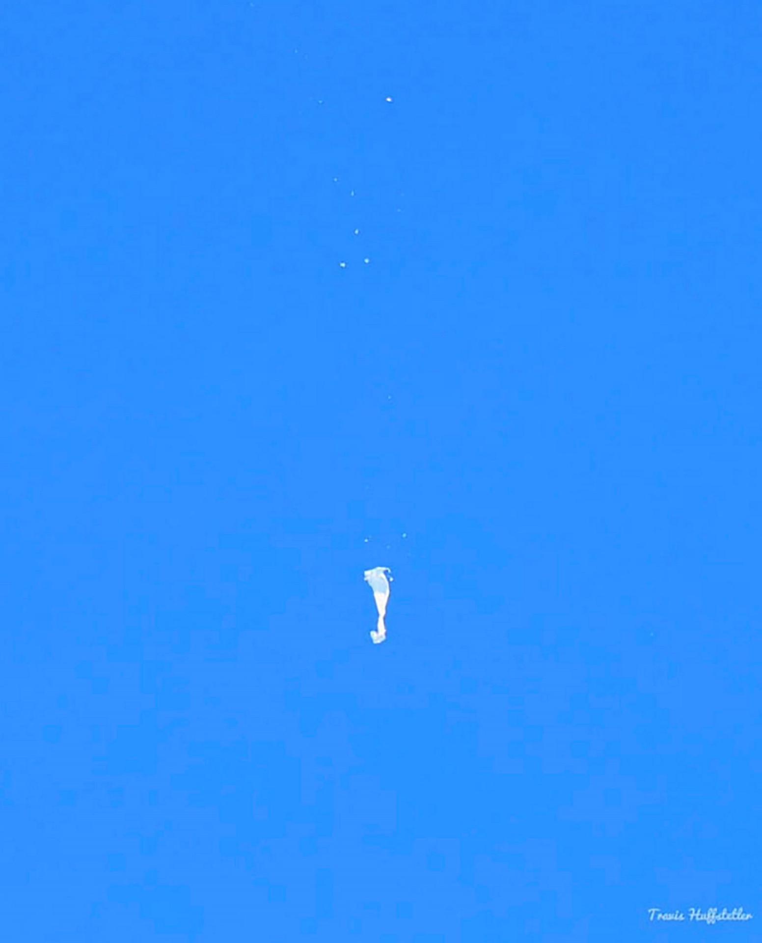 Balón spľasína...