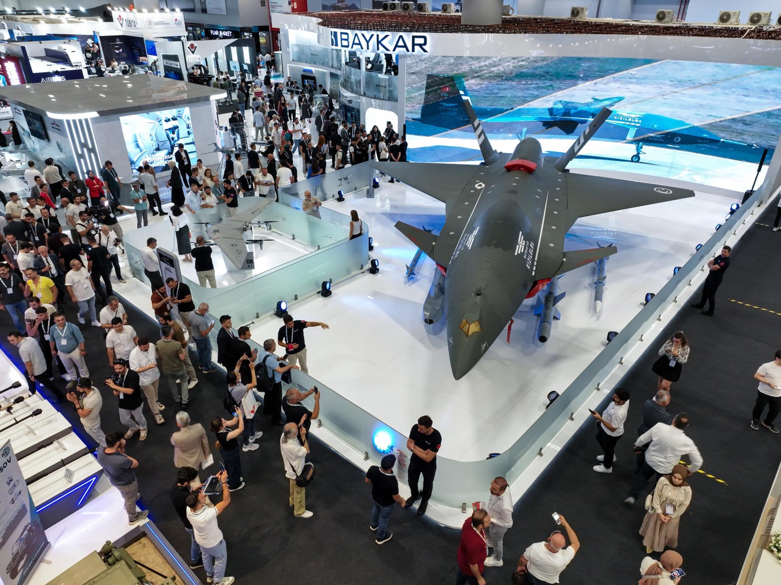 Bezpilotné bojové lietadlo KIZILELMA.