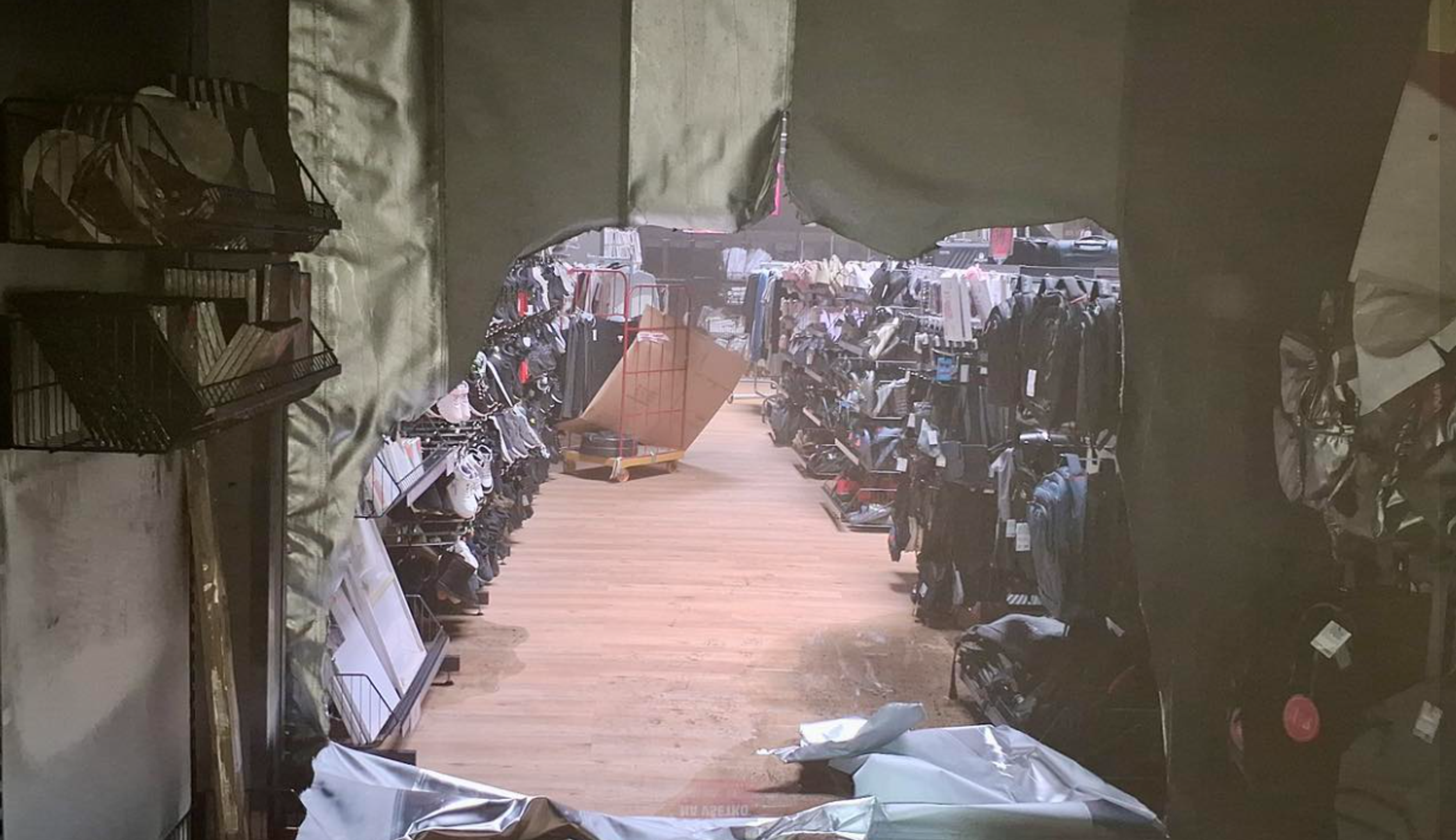 Požiar v obchodnom centre v Žiline.