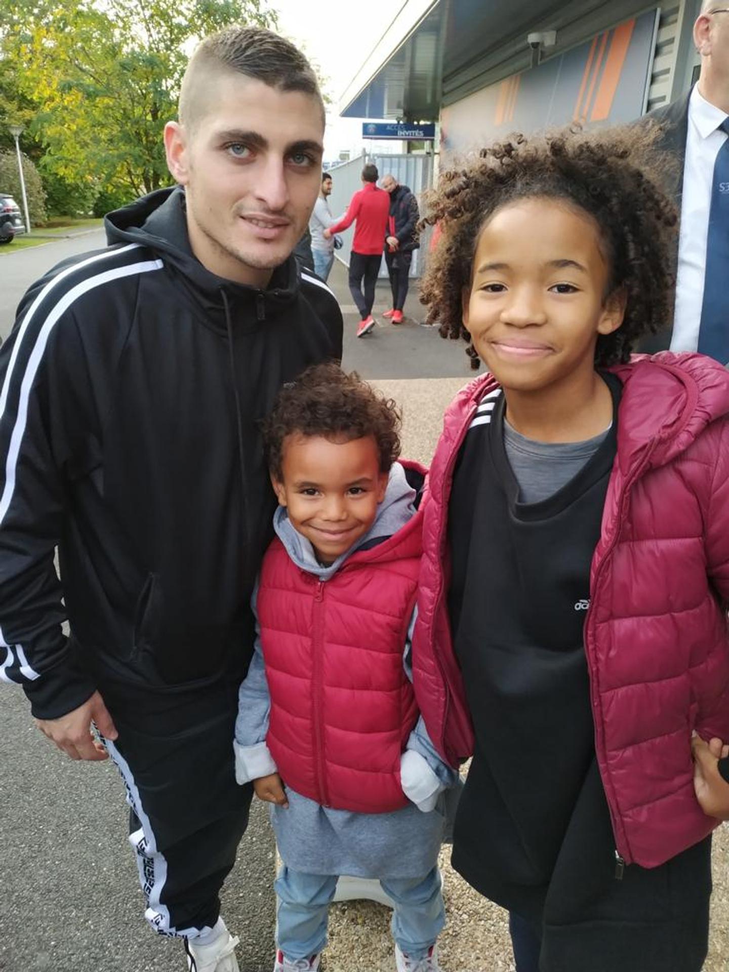 Milena s Marcom Verrattim z PSG.