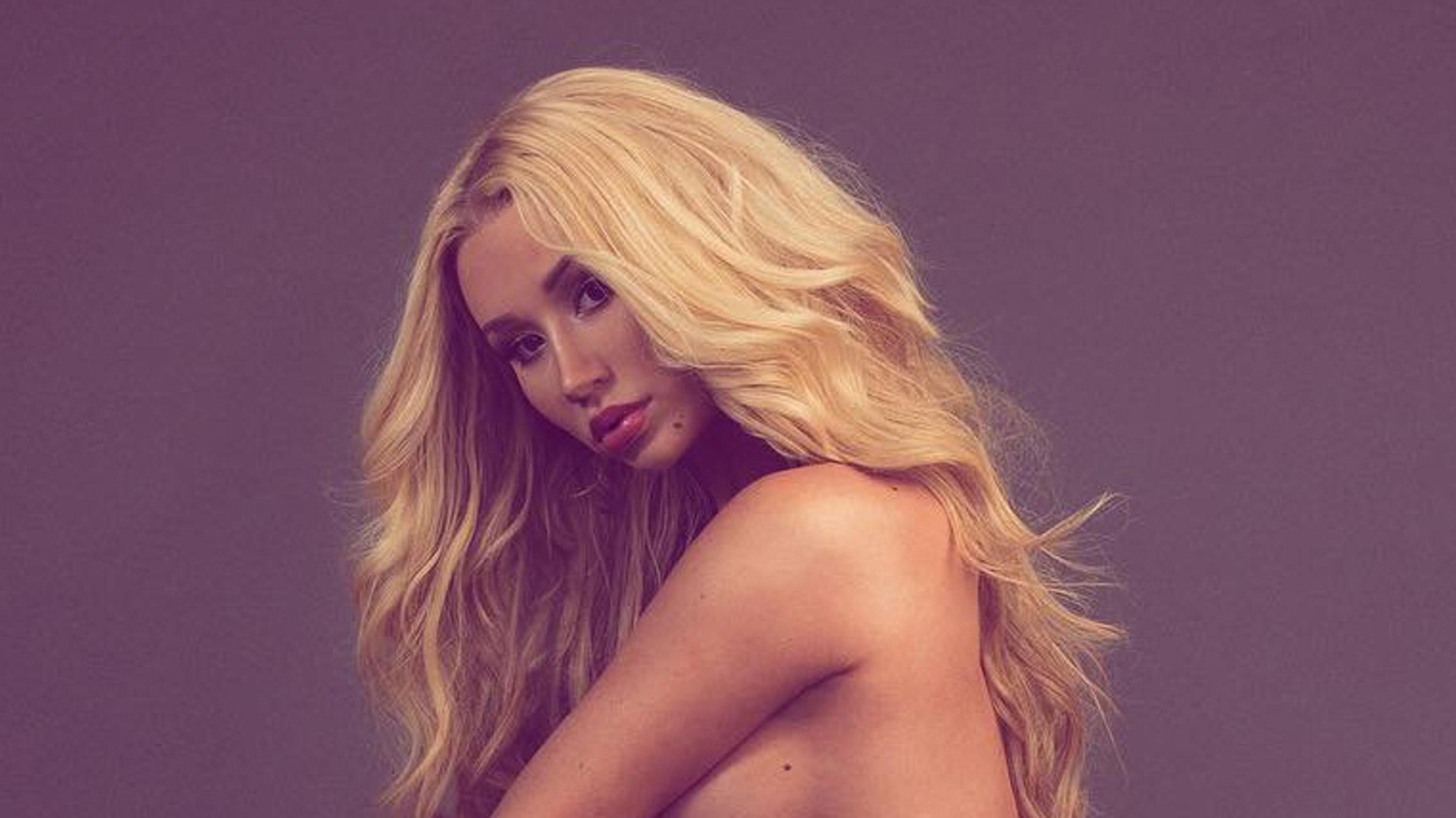 Iggy Azaela PO RETUŠI.