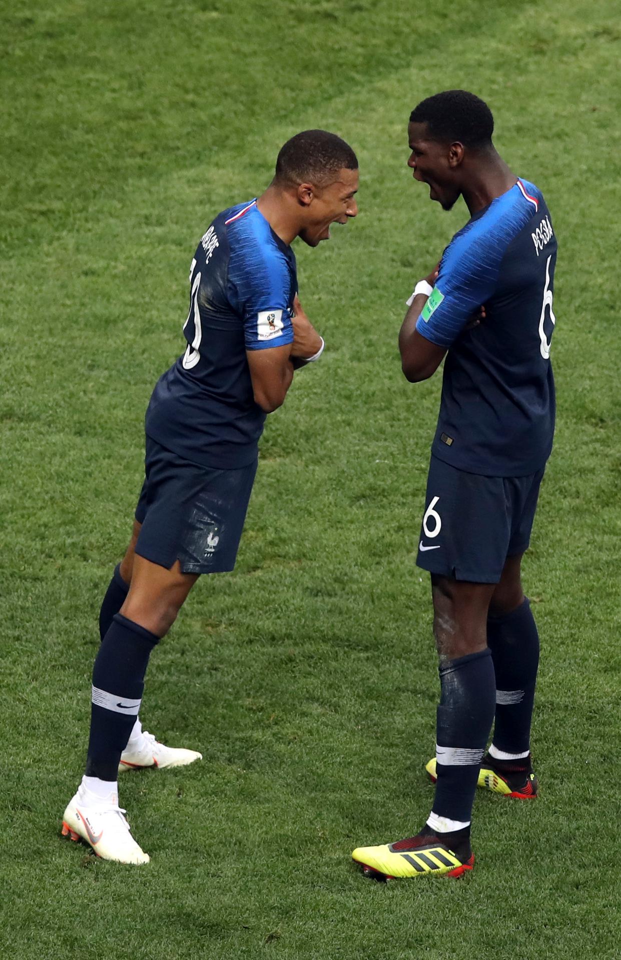 Oslavy futbalistov Francúzska