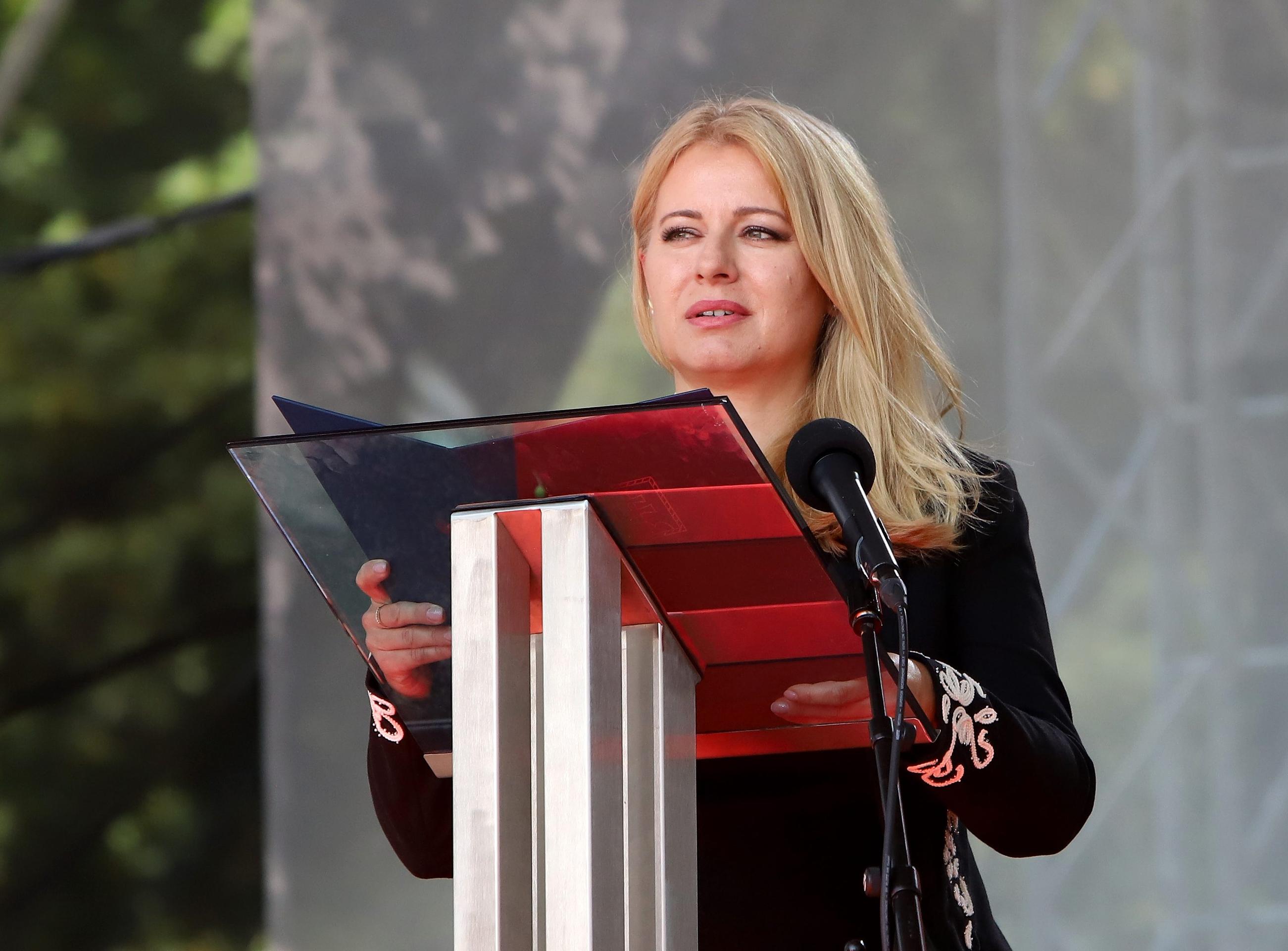 Prezidentka Zuzana Čaputová počas príhovoru na celoštátnych oslavách 78. výročia SNP v areáli Múzea SNP v Banskej Bystrici.