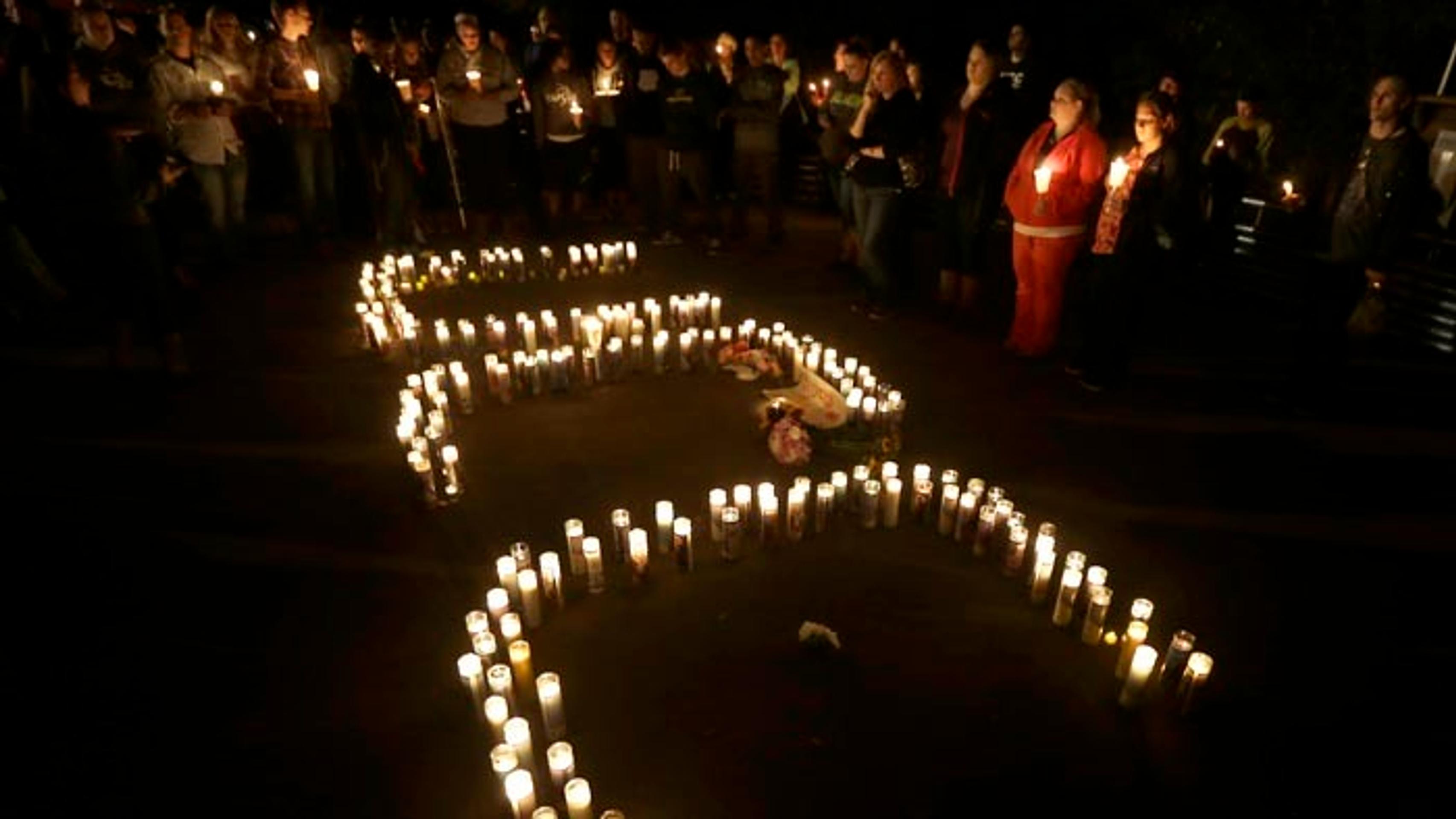 Najmenej desať mŕtvych a sedem zranených si vyžiadala streľba, ku ktorej došlo vo štvrtok v areáli vysokej školy Umpqua Communit