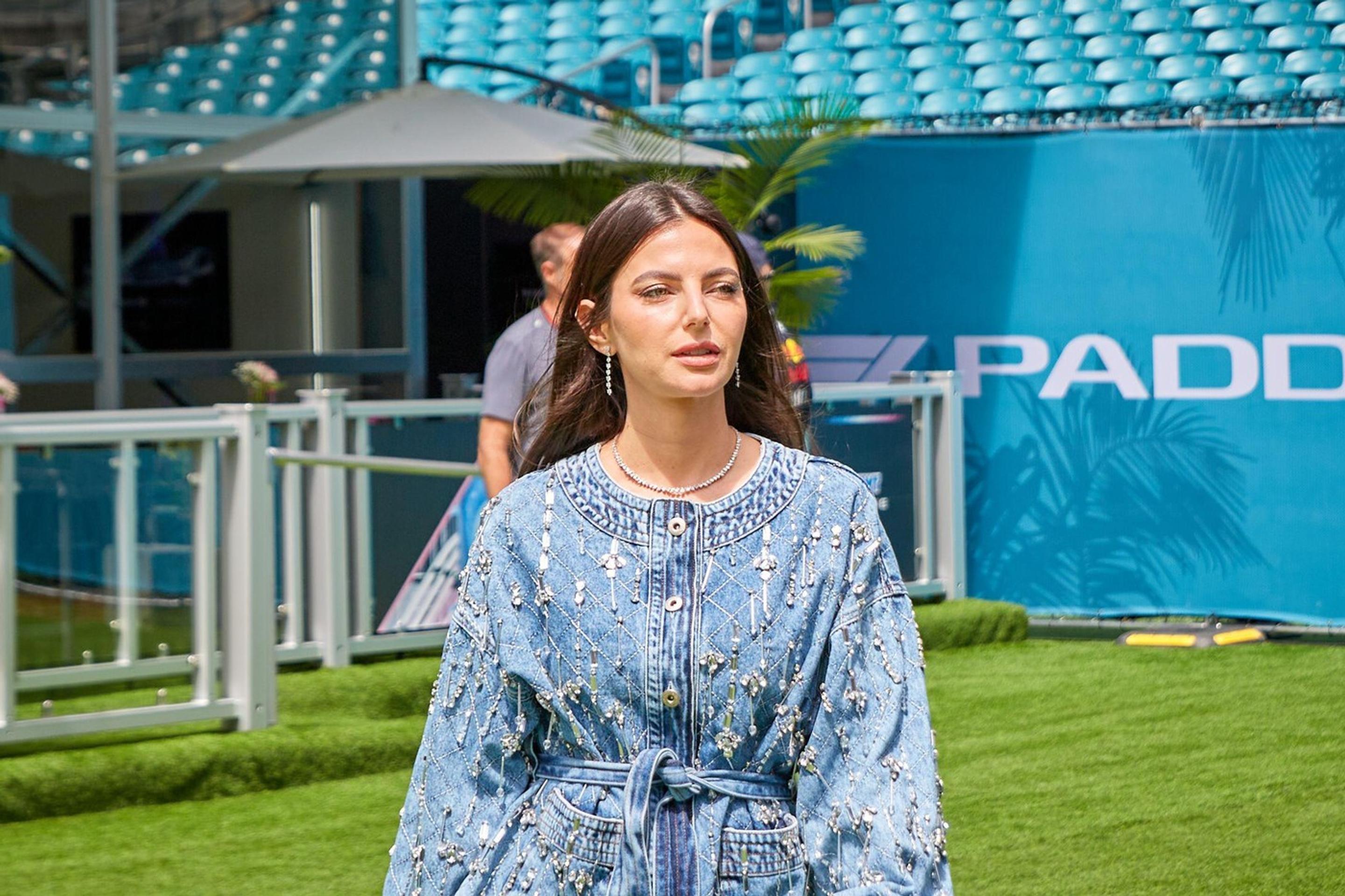 Max Verstappen a Kelly Piquet