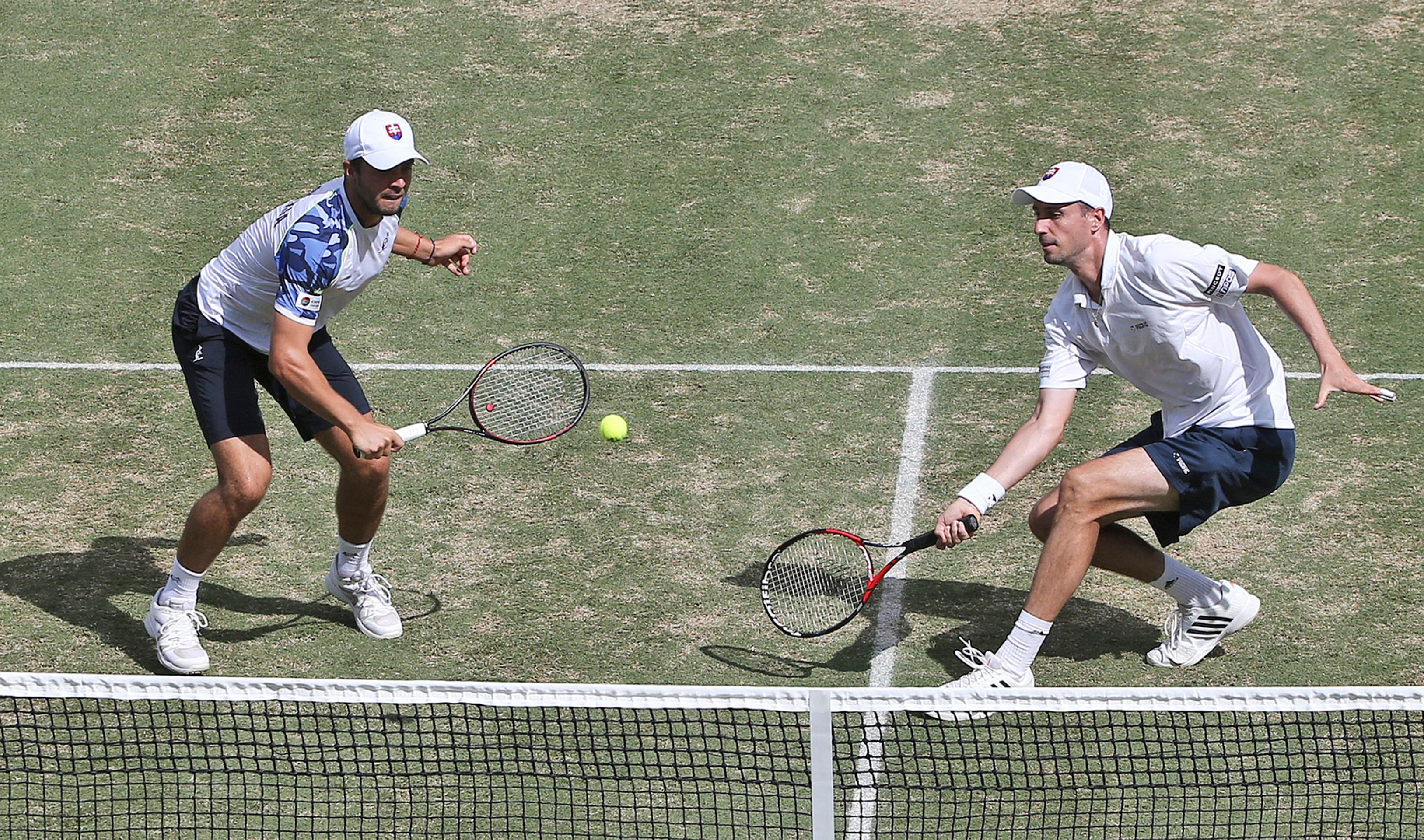 Slováci po tretí raz za sebou neuspeli v boji o návrat medzi elitnú daviscupovú šestnástku