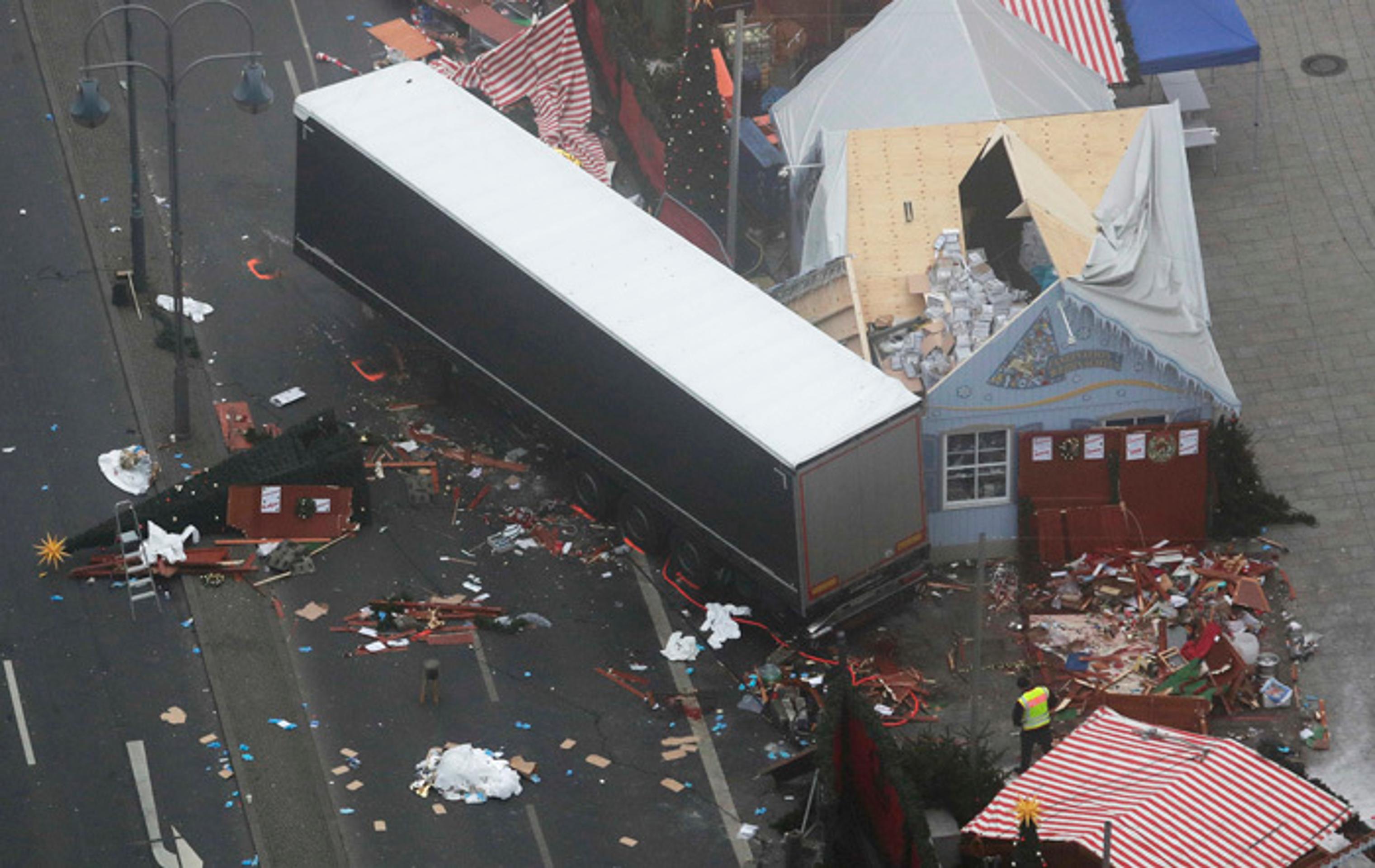 Ťahač kamióna, ktorý vrazil v Berlíne do ľudí na vianočných trhoch.